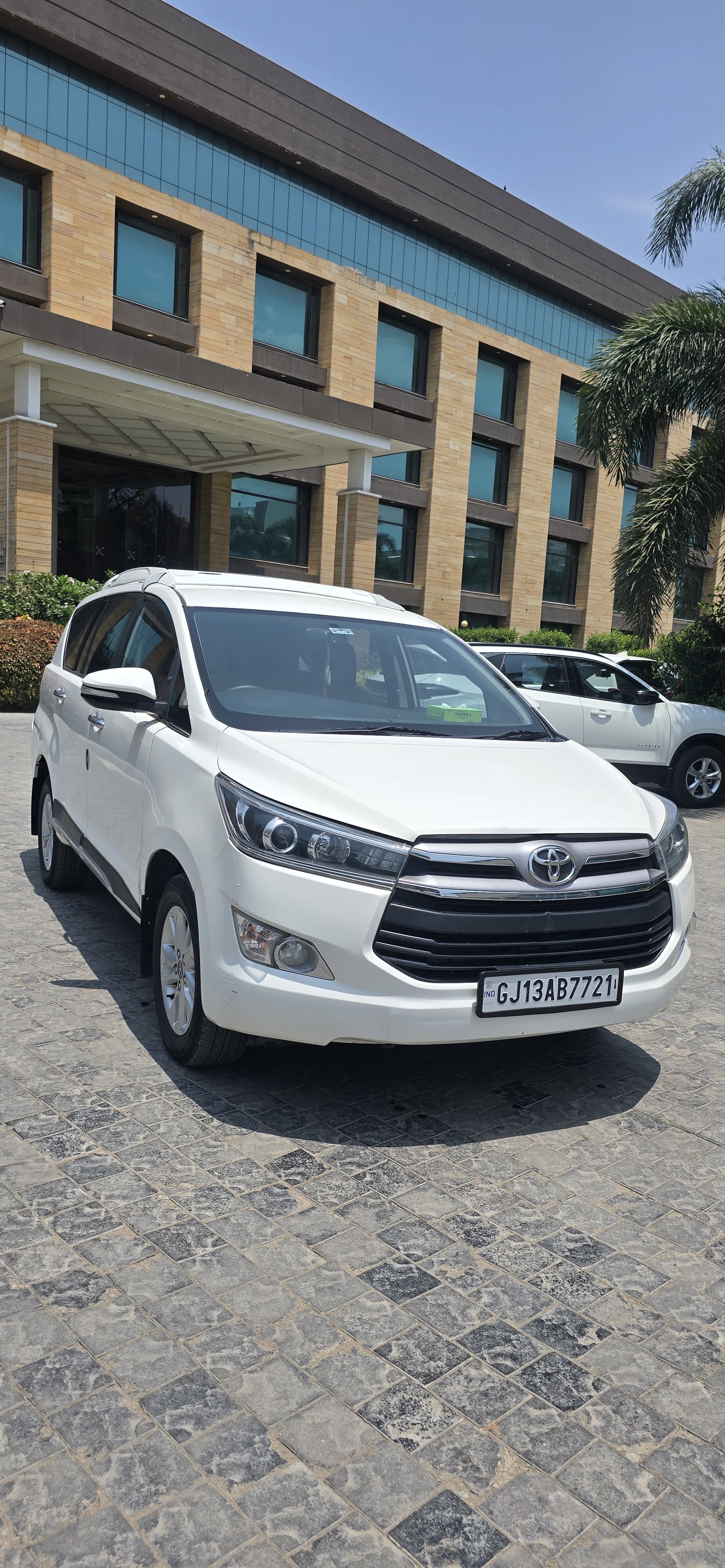 SUV 7 Seater - YHP Taxi Fleet